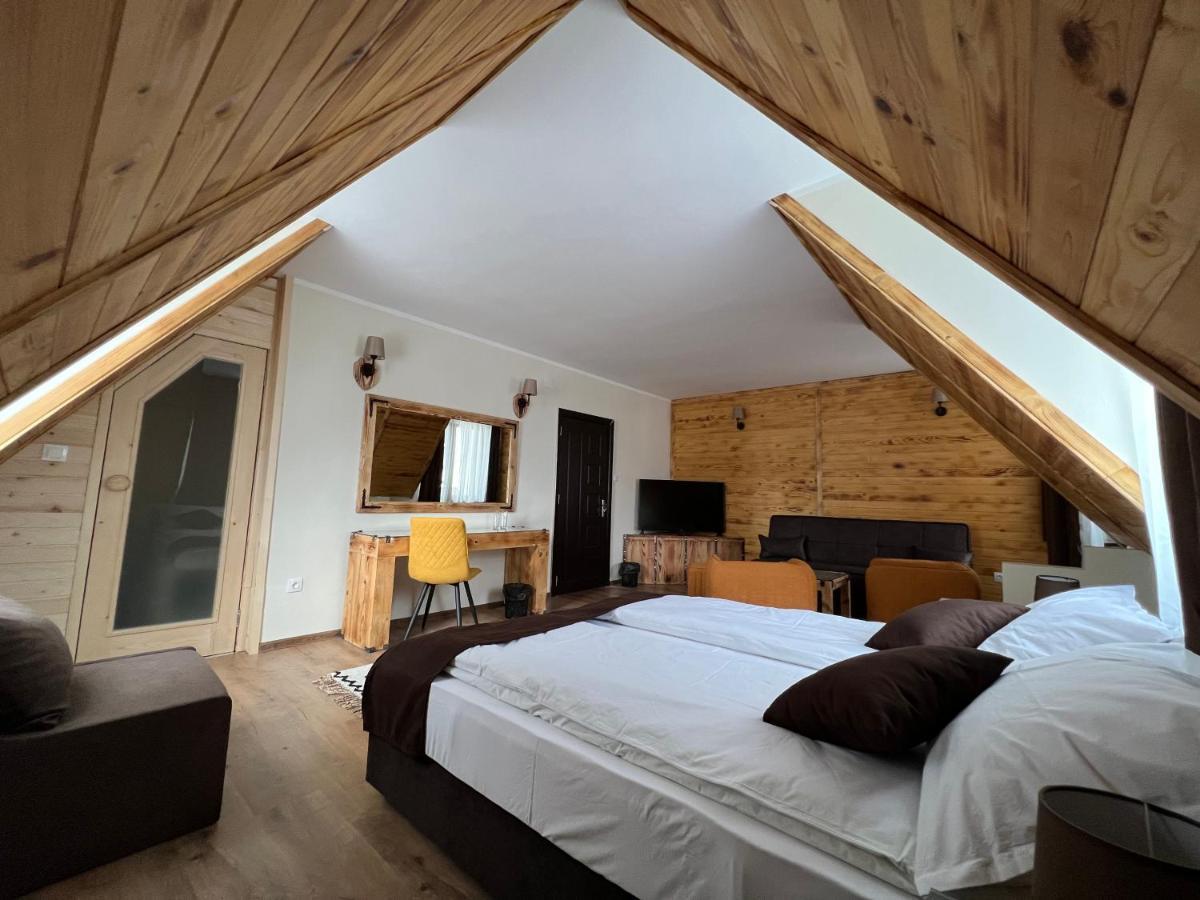 Nicole Hotel & Restaurant Samokov Luaran gambar